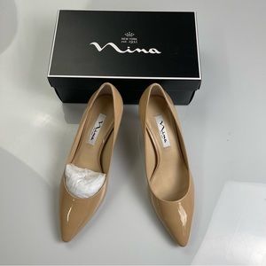 NIB Nina Patent Leather Nude Low Heels (8)